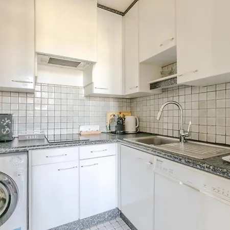 Comfortable Duplex - In The Heart Of For 8 Apartment *