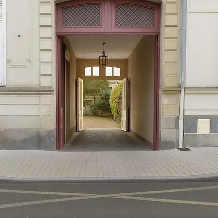 Apartment Comfortable Duplex - In The Heart Of For 8