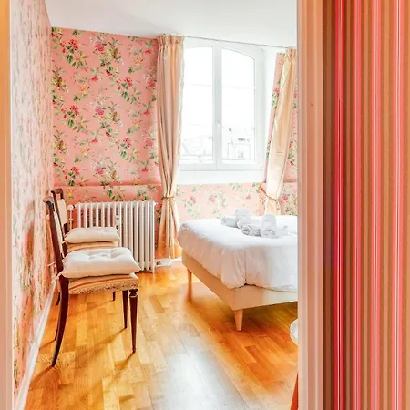 Comfortable Duplex - In The Heart Of For 8 Apartment Angers