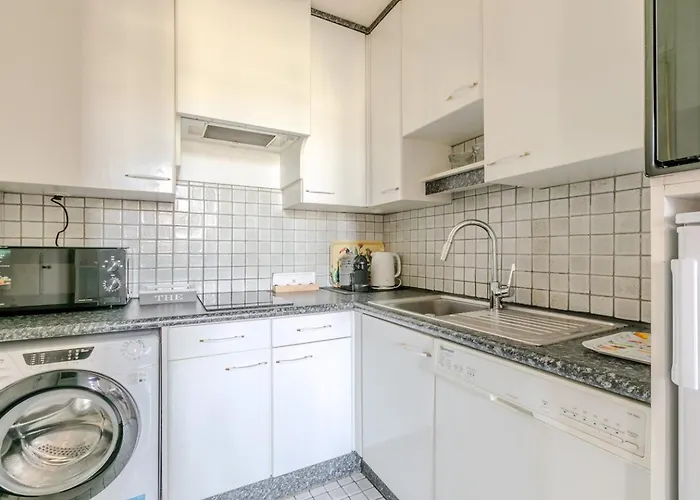 Comfortable Duplex - In The Heart Of For 8 Apartment *