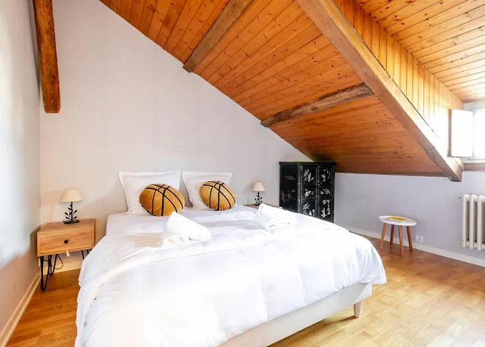 Comfortable Duplex - In The Heart Of For 8